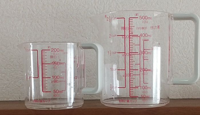 計量カップ